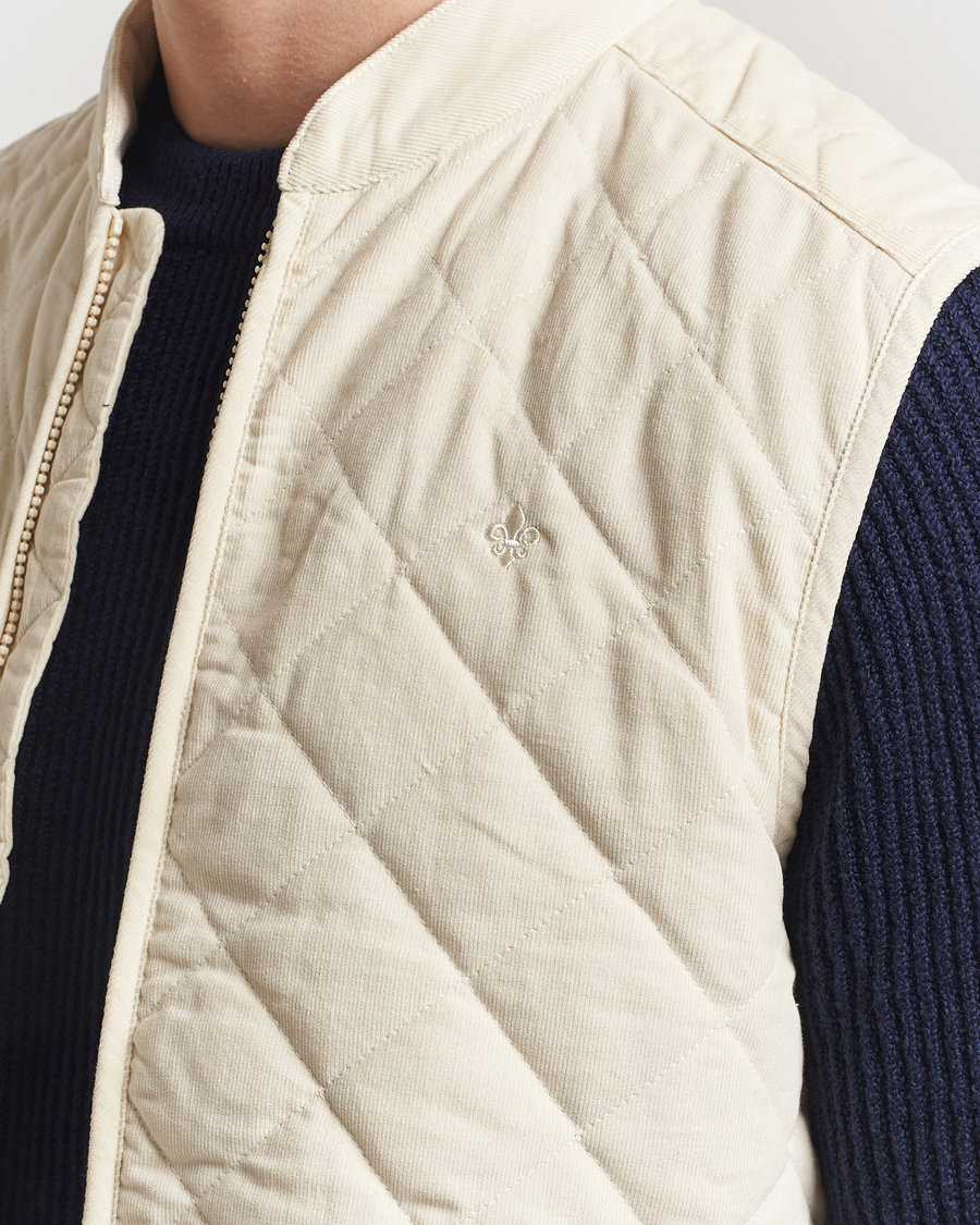 Men | Gilets | Morris | Teddy Quilted Cord Vest Khaki