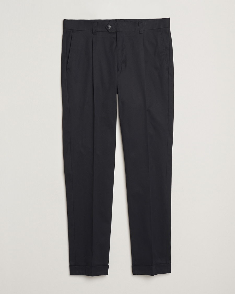 Men | Trousers | Tiger of Sweden | Tenuta Pleated Cotton Trousers Black