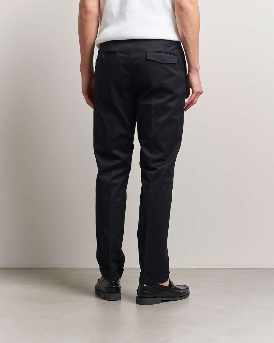 Men | Trousers | Tiger of Sweden | Tenuta Pleated Cotton Trousers Black