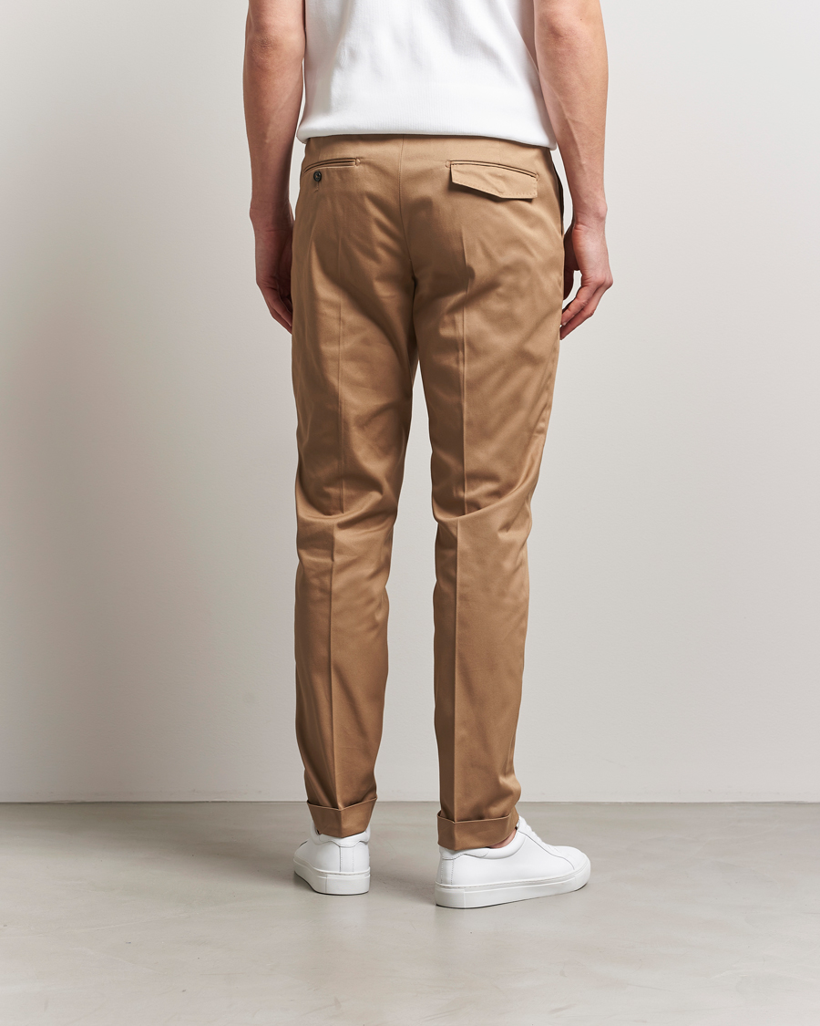Men | Trousers | Tiger of Sweden | Tenuta Pleated Cotton Trousers Beige