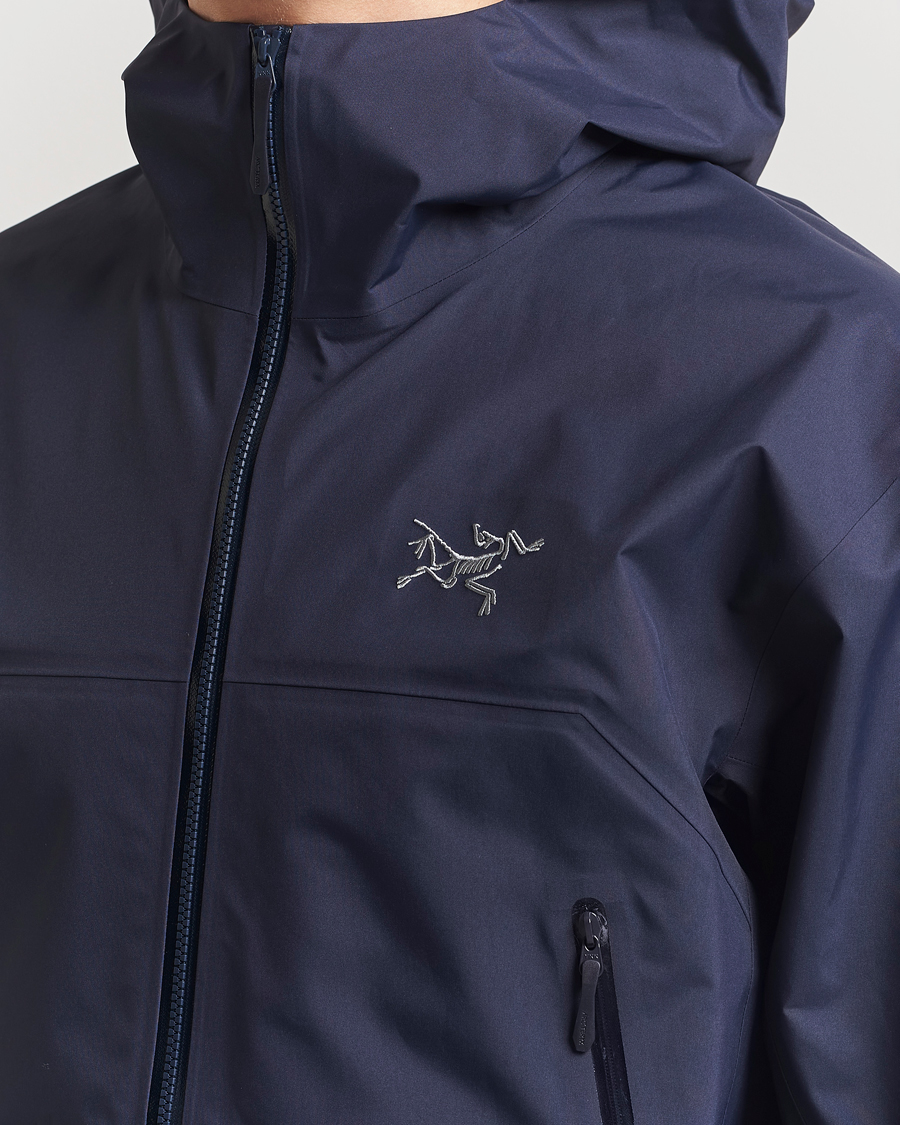 Men | Coats & Jackets | Arc'teryx | Beta Gore-Tex Jacket Black Sapphire