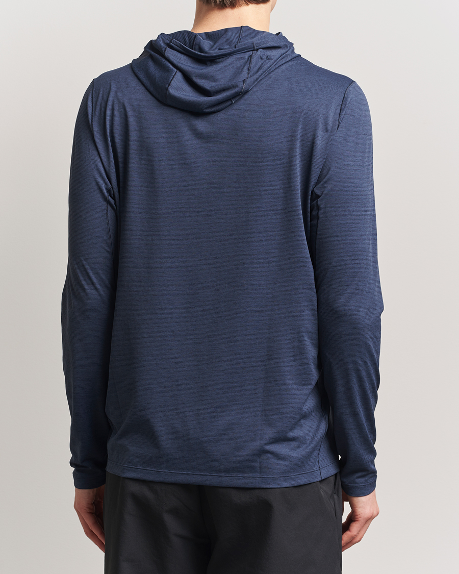 Men | Sweaters & Knitwear | Arc'teryx | Cormac Hoodie Black Sapphire Heather