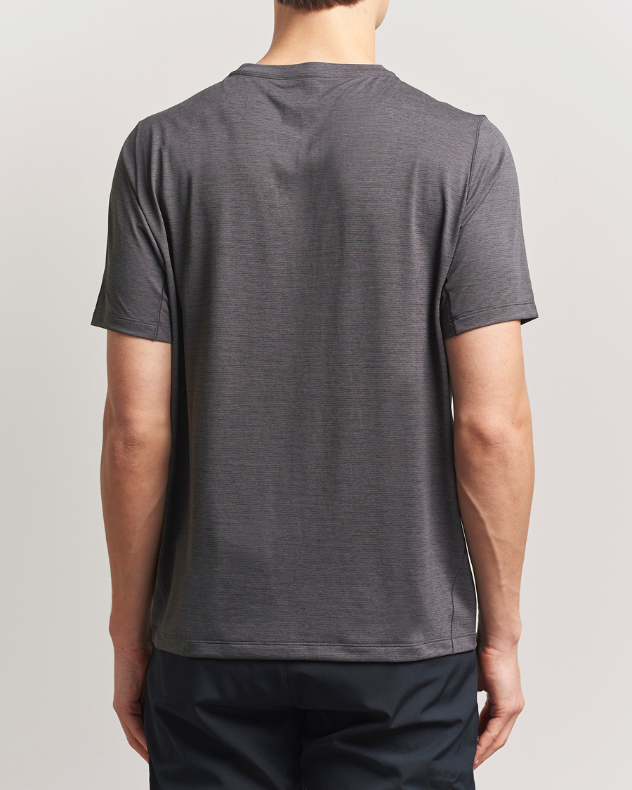 Men | T-Shirts | Arc'teryx | Cormac Bird Logo Crew Neck T-Shirt Black Heather
