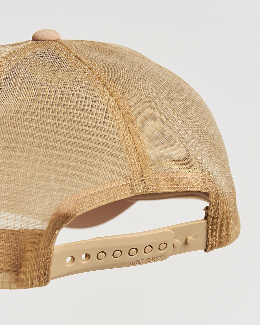 Men | Hats & Caps | Arc'teryx | Bird Trucker Cap Canvas/Euphoria