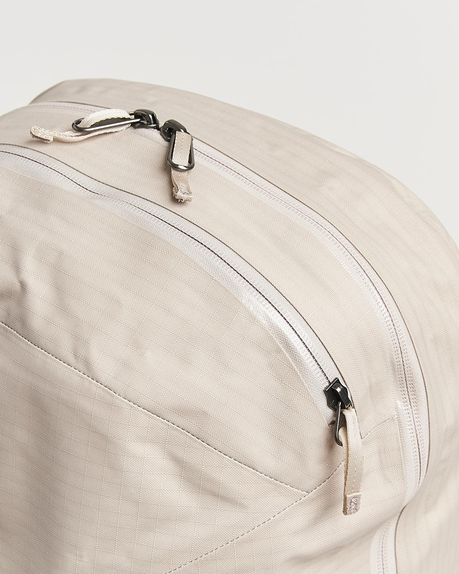 Men | Bags | Arc'teryx | Granville 16L Backpack Rune