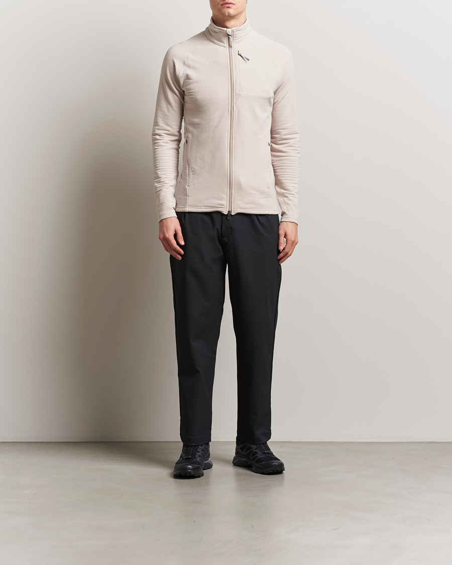 Men | Coats & Jackets | Houdini | Aero Jacket Sandstorm