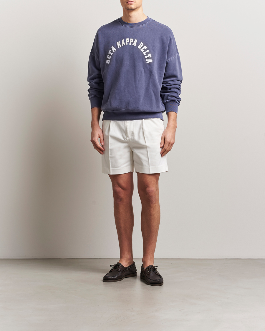 Men | Shorts | GANT 240 Mulberry Street | Regular Fit Dressed Cotton Twill Shorts Eggshell