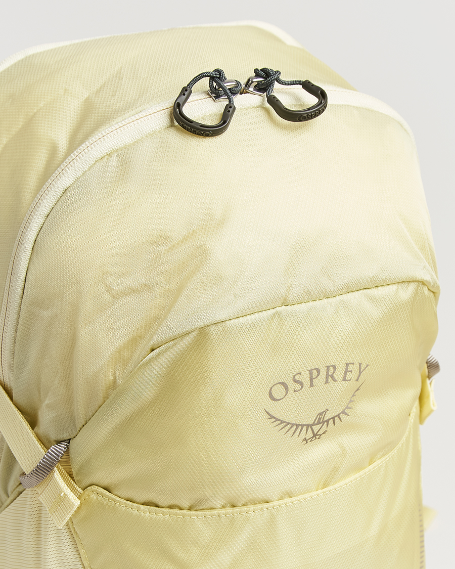 Men | Bags | Osprey | HikeLite 26 Stardust Yellow