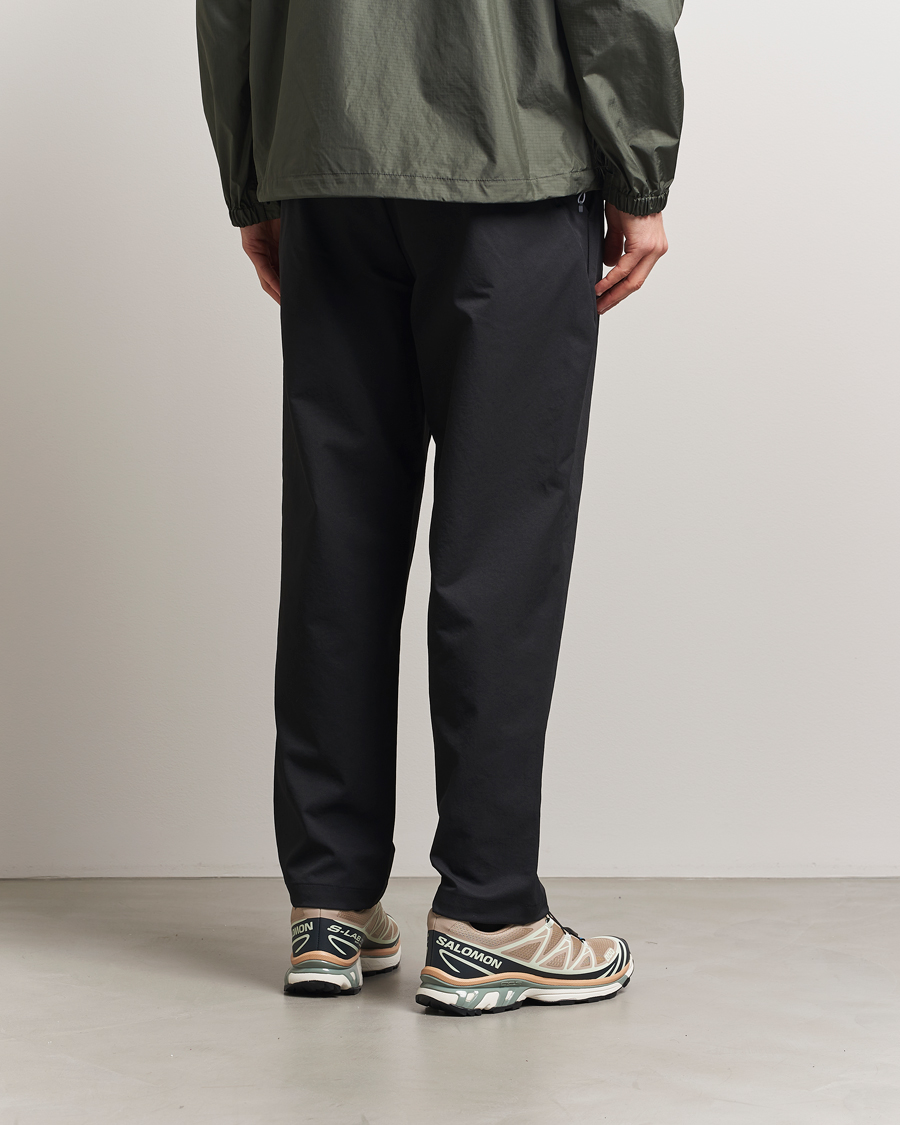 Men | Trousers | Goldwin | One Tuck Tapered Stretch Pants Black