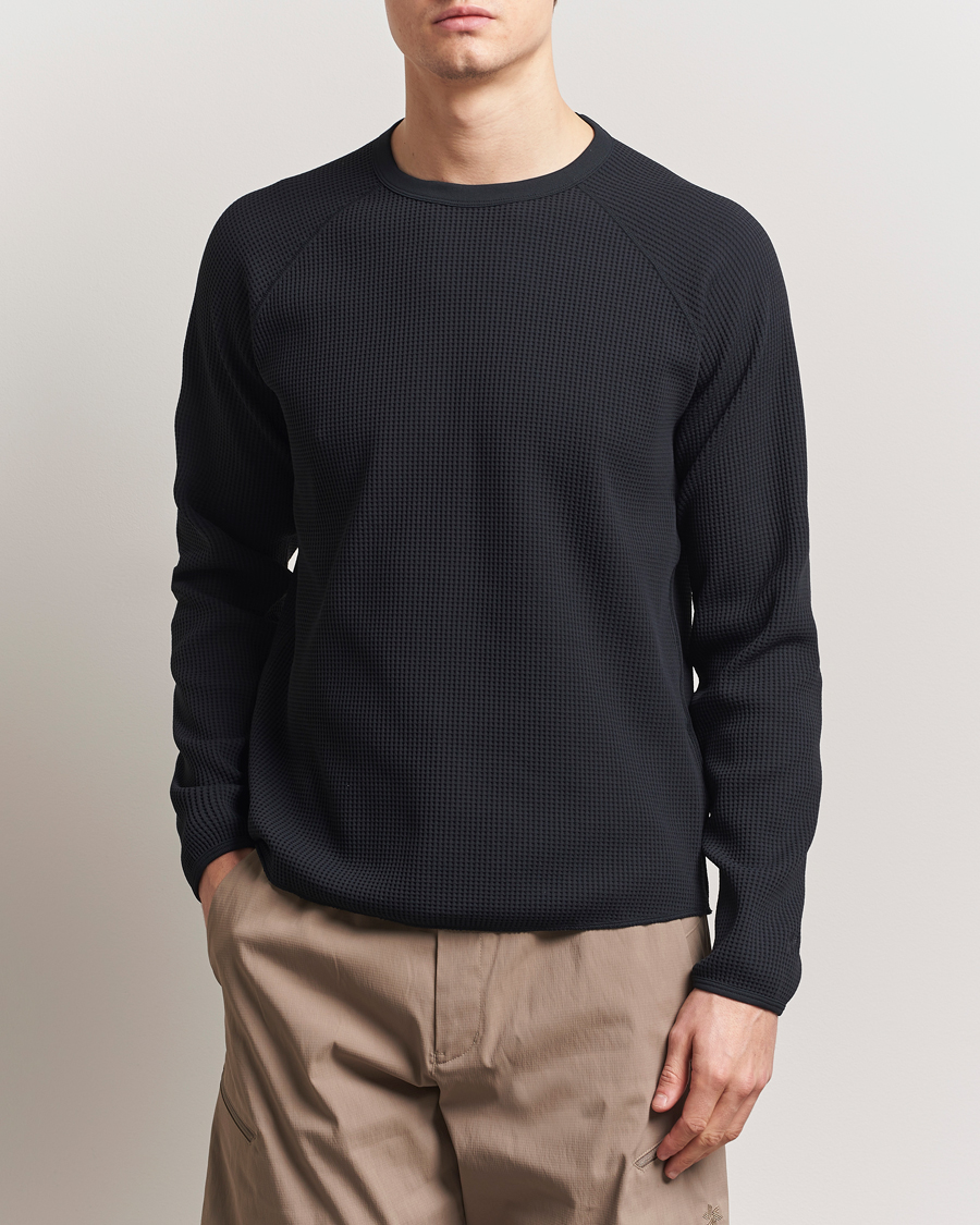 Men | T-Shirts | Goldwin | WF Light L/S T-Shirt Black