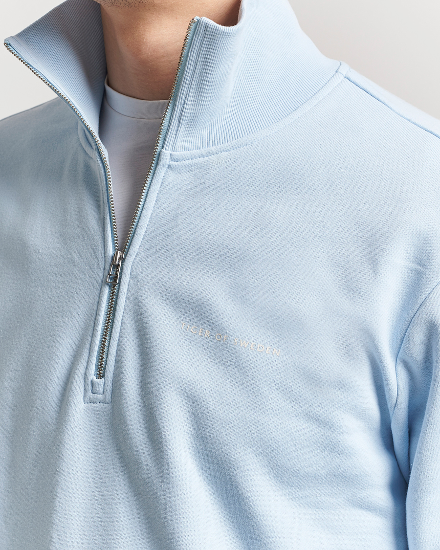 Men | Sweaters & Knitwear | Tiger of Sweden | Marlon Half Zip Sweatshirt Light Blue