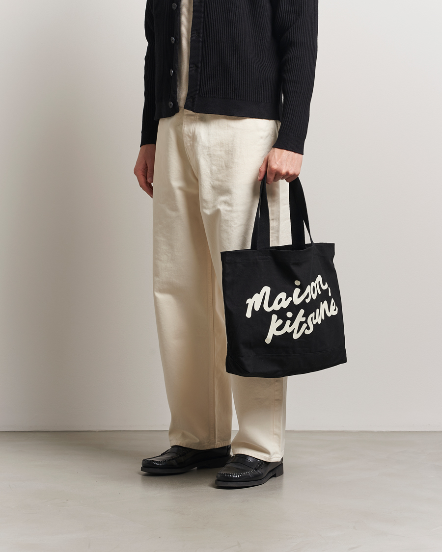 ★MAISON KITSUNE★ Maison Kitsune Handwriting Tote Bag Black MAISON KITSUNE HANDWRITING TOTE | Maison Kitsuné