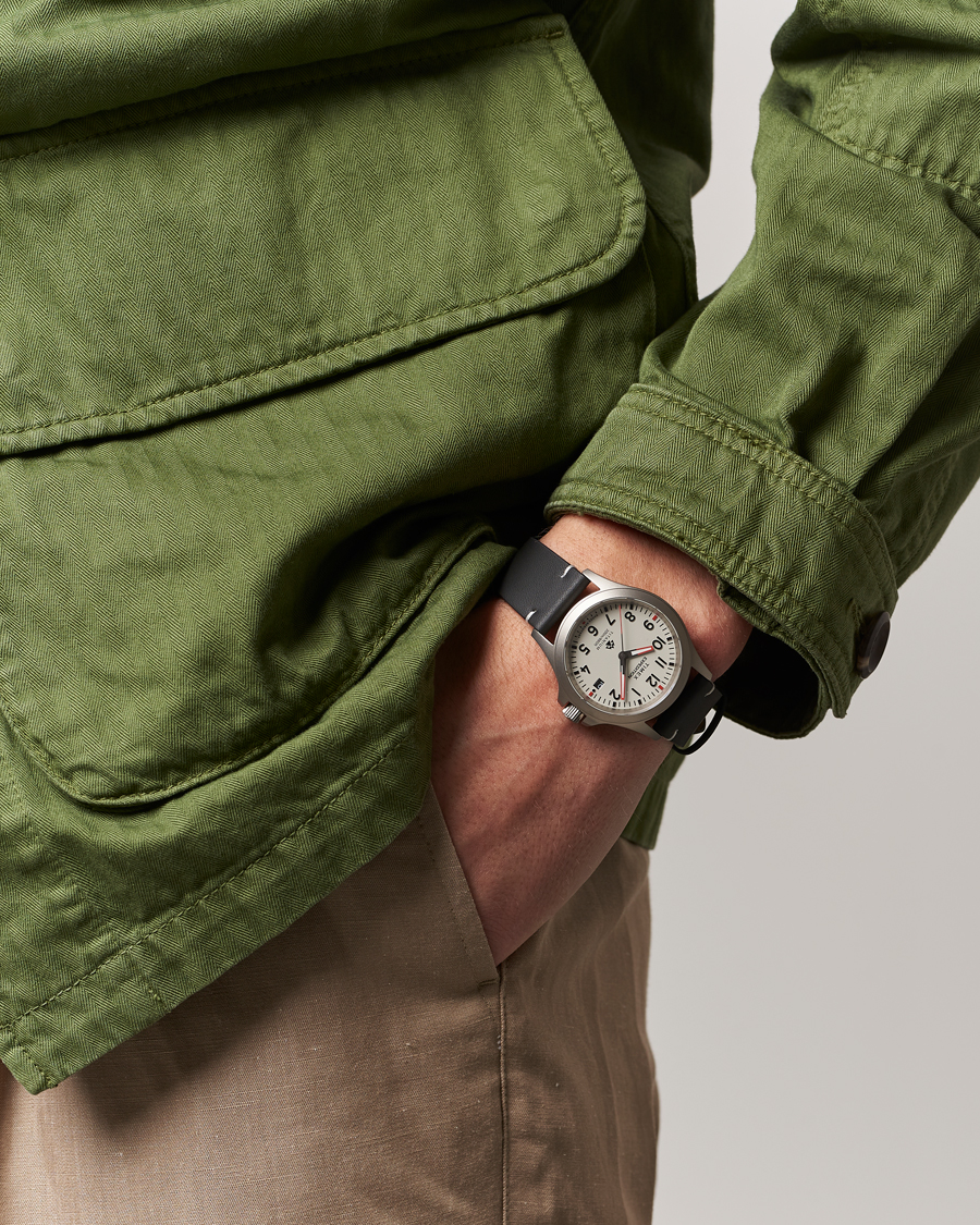 Men | Timex Expedition Titanium 38mm Light Gray Dial | Timex | Expedition Titanium 38mm Light Gray Dial