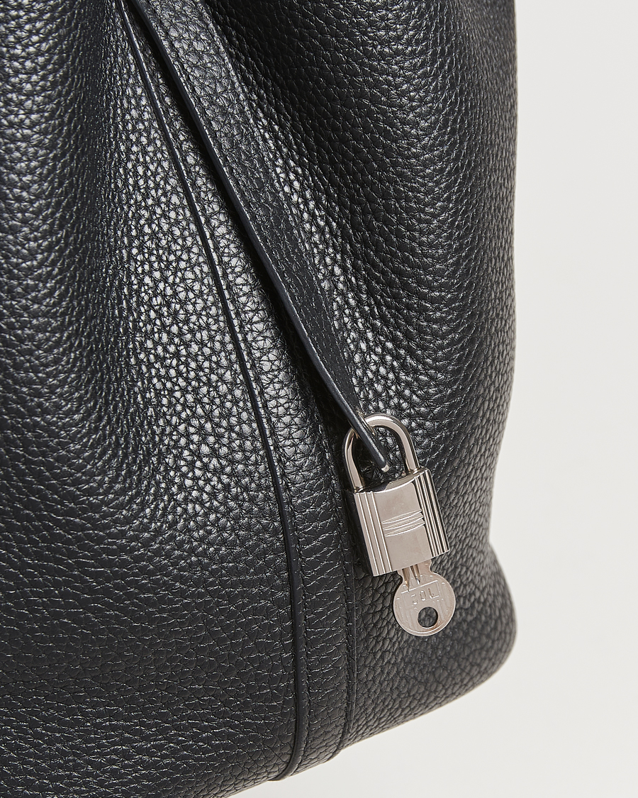 Men | Gifts for Her | Hermès Pre-Owned | Picotin Lock 22 Taurillon Clemence Leather Black