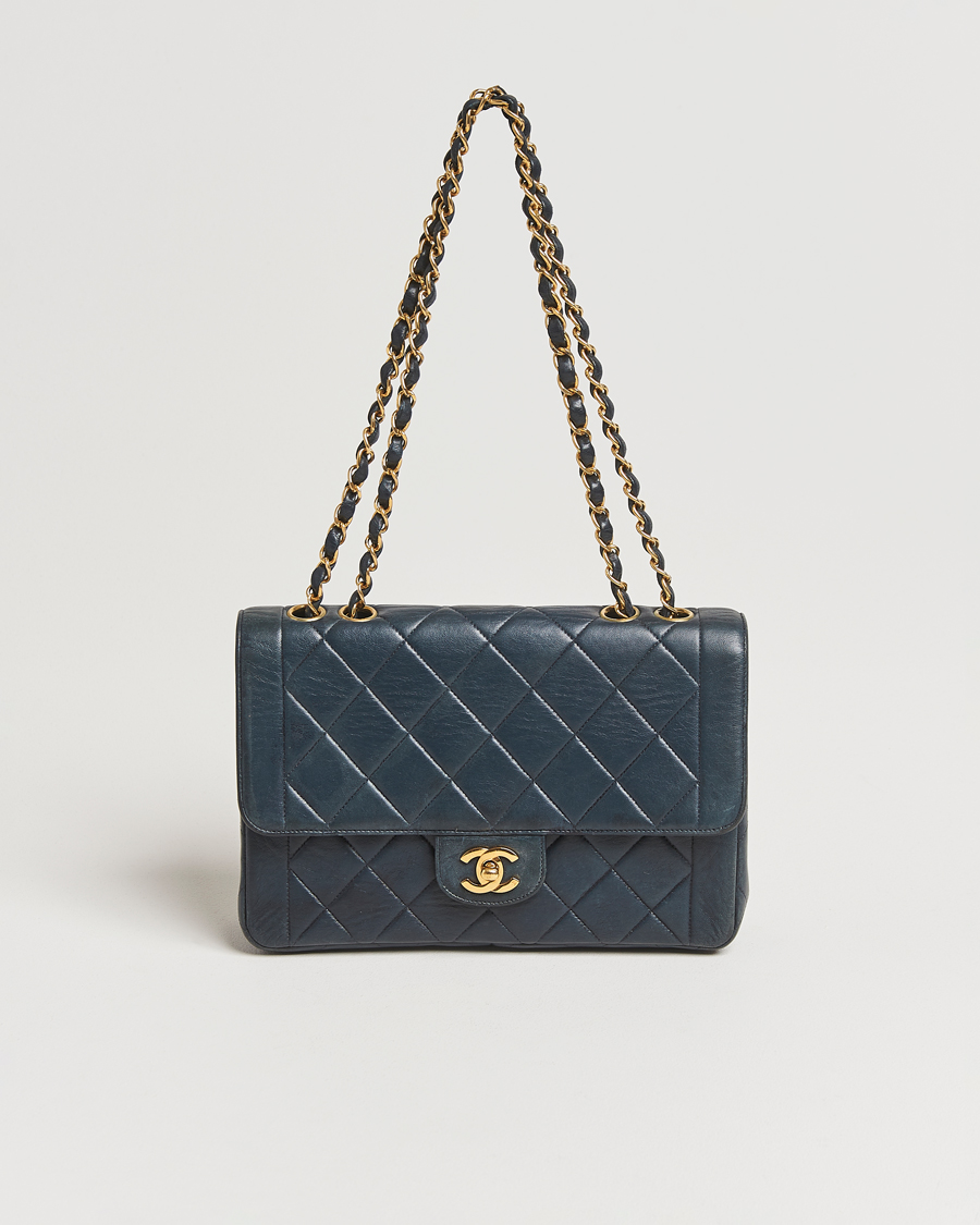 Men | Pre-Owned & Vintage Bags | Chanel Pre-Owned | Classic Medium Single Flap Bag Lambskin Navy
