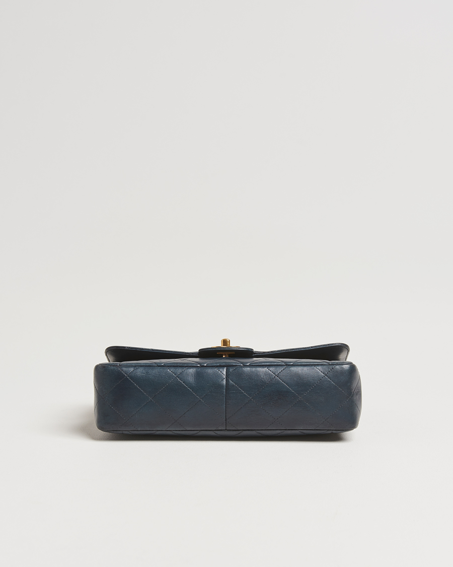 Men | Pre-Owned & Vintage Bags | Chanel Pre-Owned | Classic Medium Single Flap Bag Lambskin Navy