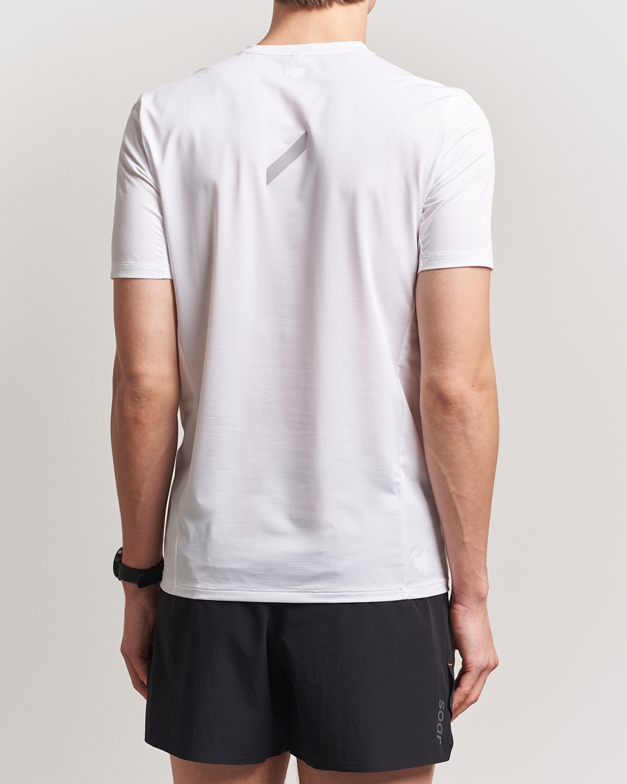 Men | T-Shirts | SOAR Running | Tech Tee White