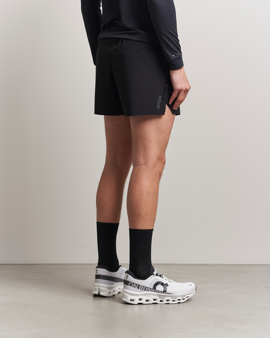 Men | Shorts | SOAR Running | Run Short Black