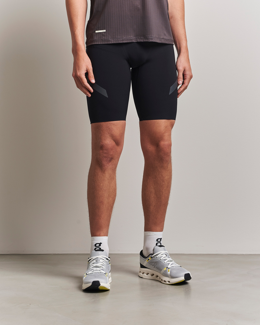 Men | Shorts | SOAR Running | Half Tight Black