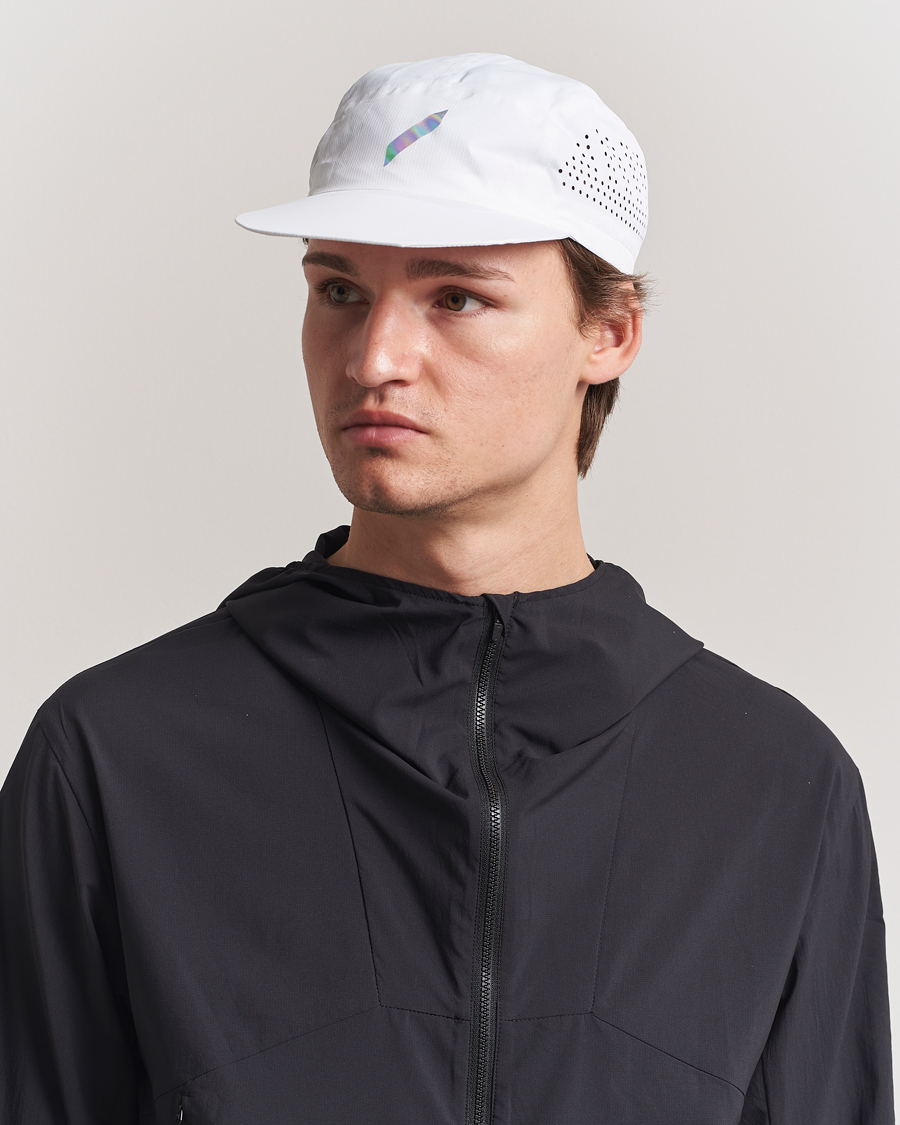 Men | Hats & Caps | SOAR Running | Run Cap White