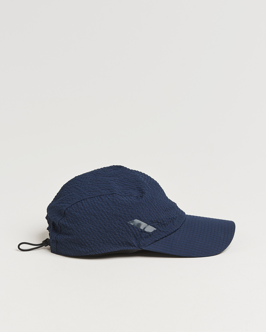 Men | Hats & Caps | SOAR Running | Dart Cap Navy