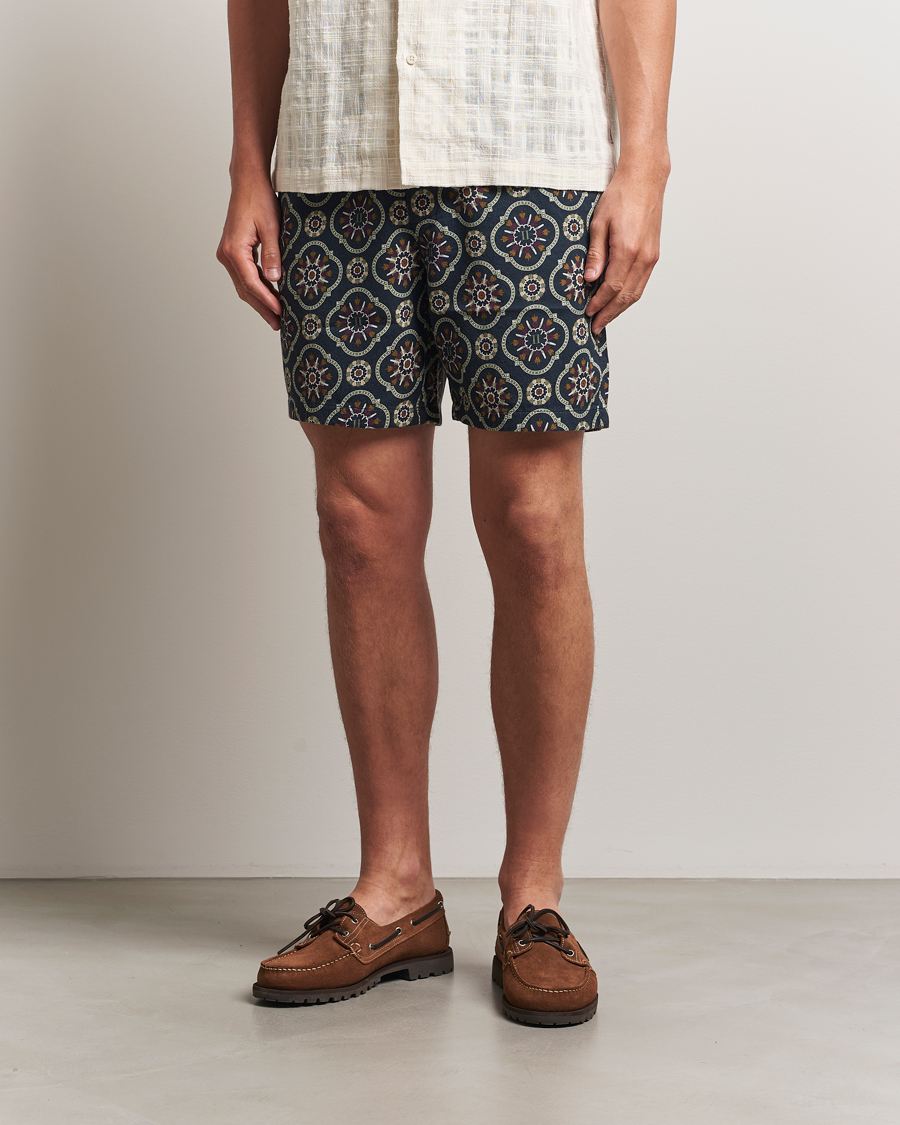 Men | Shorts | LES DEUX | Otto AOP Tapestry Shorts Dark Navy