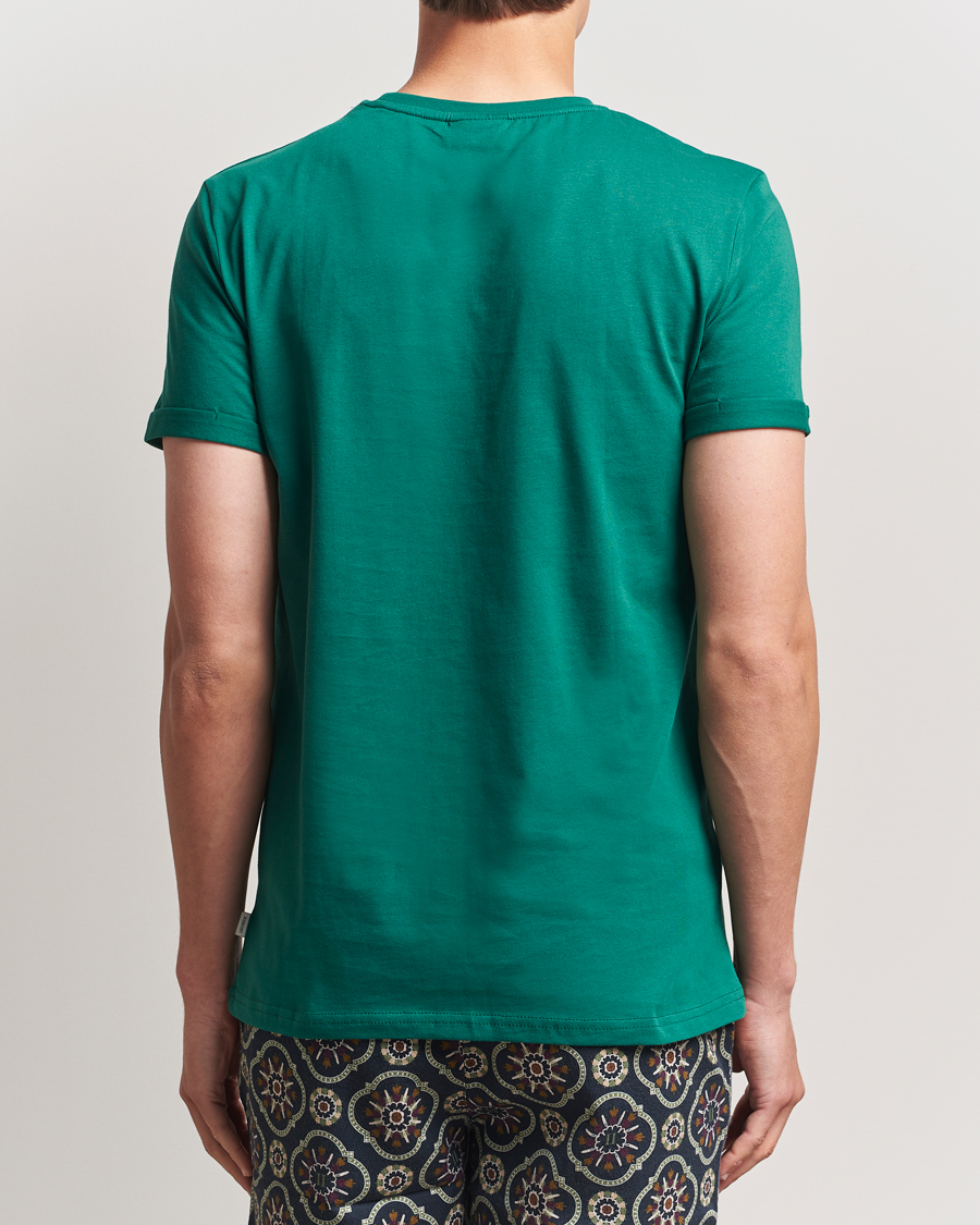 Men | T-Shirts | LES DEUX | Norregaard Contrast T-Shirt Evergreen