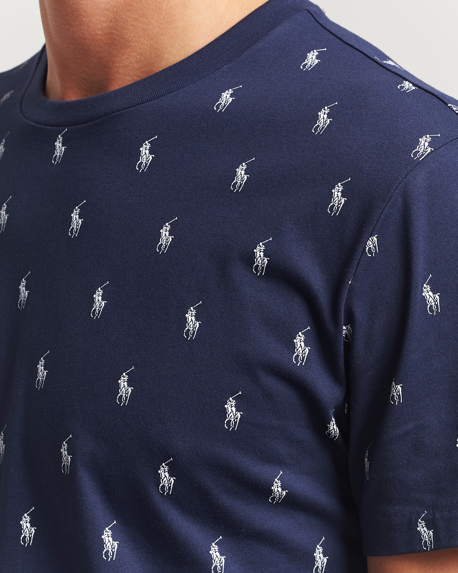 Men | Polo Ralph Lauren All over Player Sleeping Tee Cruise Navy | Polo Ralph Lauren | All over Player Sleeping Tee Cruise Navy