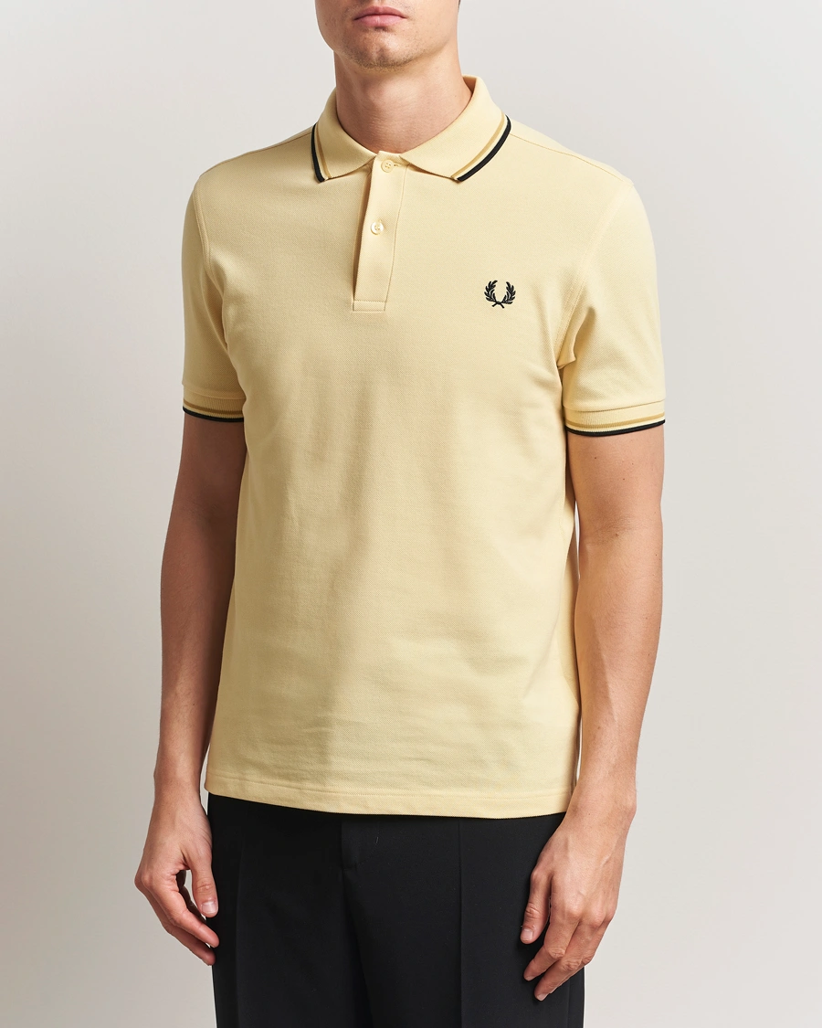 Men | Polo Shirts | Fred Perry | Twin Tipped Polo Shirt Yellow