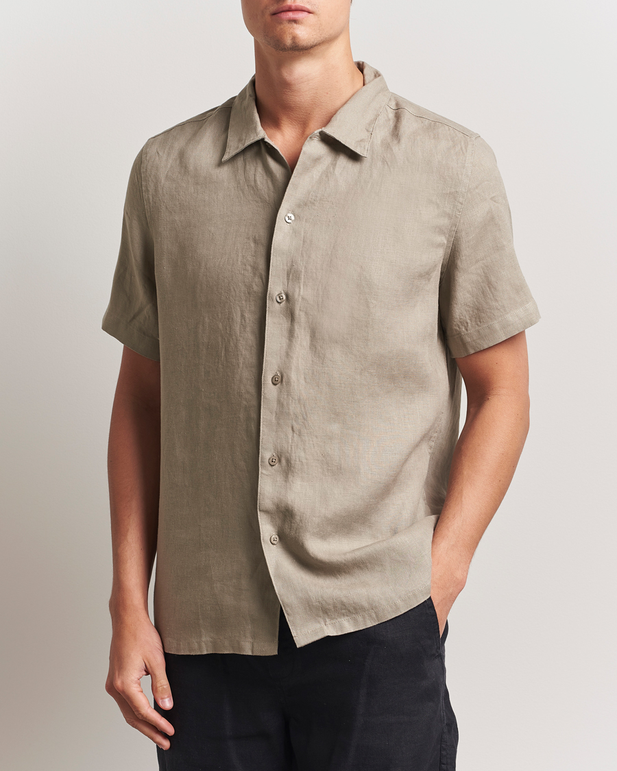 Men | Shirts | Samsøe Samsøe | Avan Linen Short Sleeve Shirt Greige