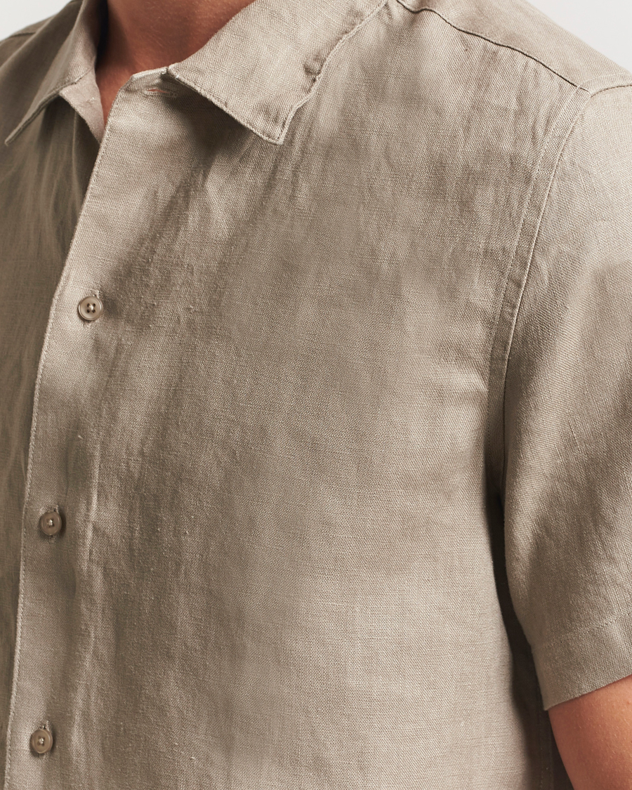 Men | Shirts | Samsøe Samsøe | Avan Linen Short Sleeve Shirt Greige