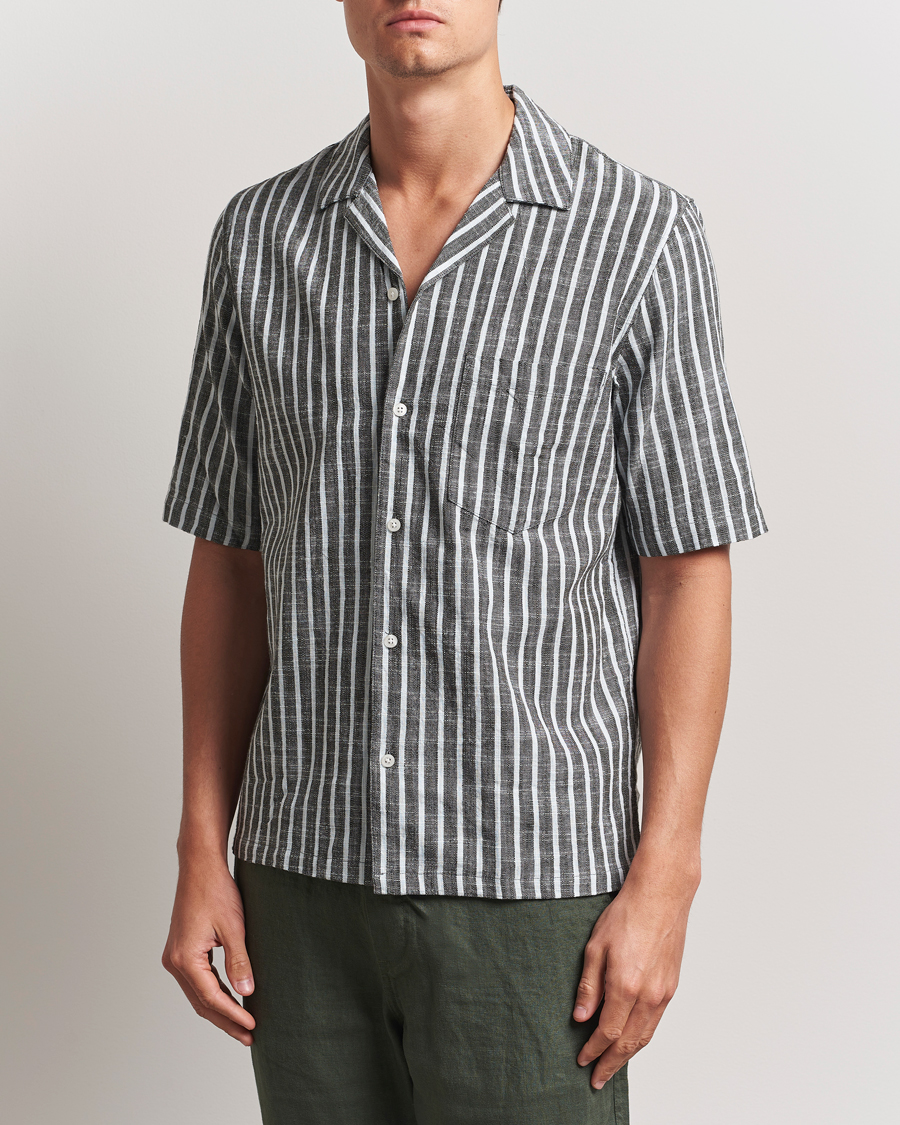 Men | Shirts | Samsøe Samsøe | Oscar Striped Short Sleeve Shirt Climbing Ivy