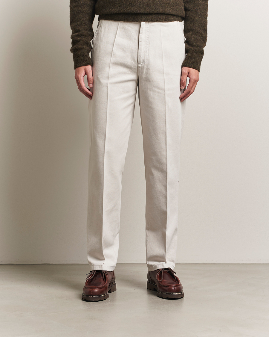 Men | Trousers | Filippa K | Cotton Chino Trousers Chalk Grey