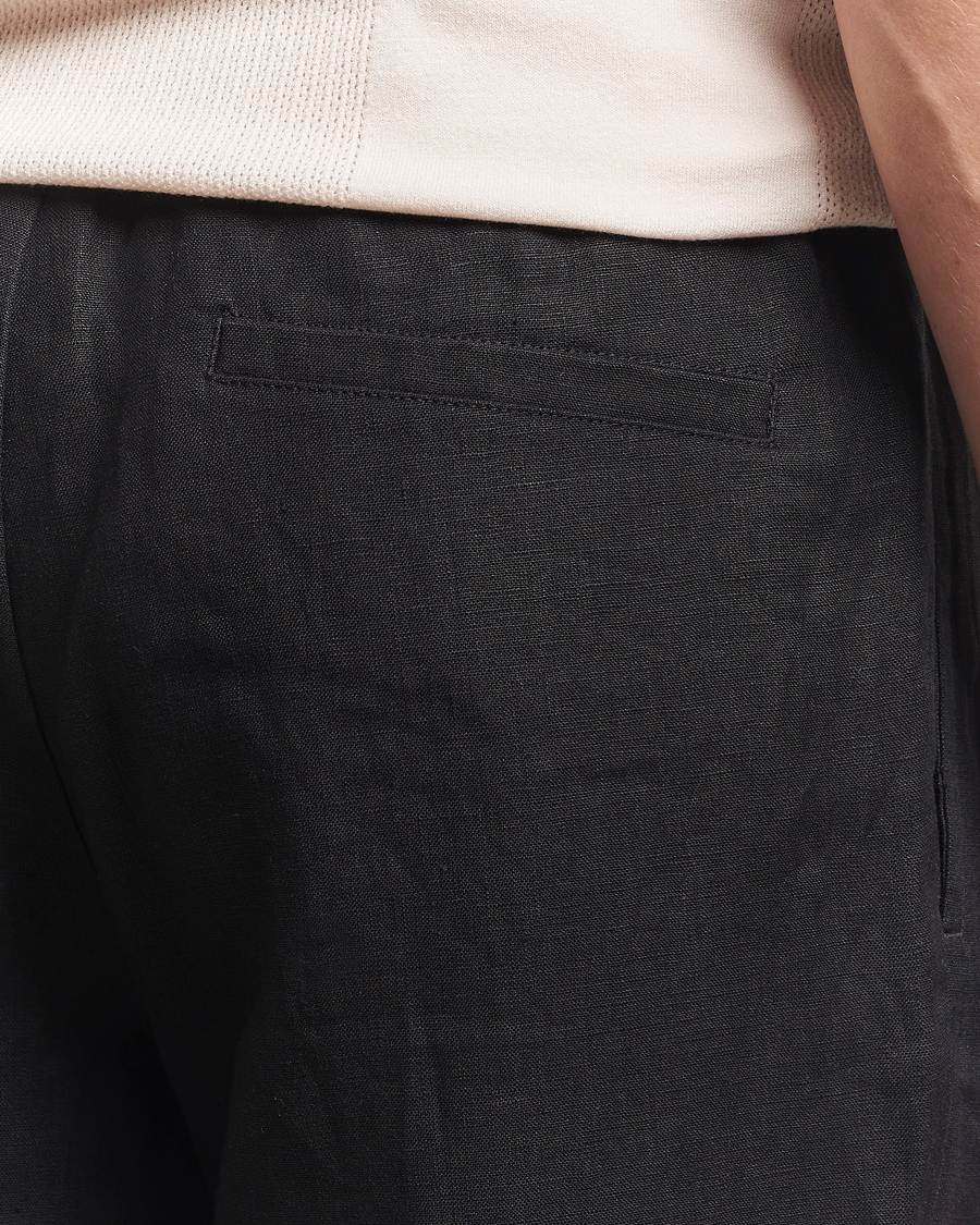 Men | Trousers | J.Lindeberg | Noah Drape Linen Pants Black