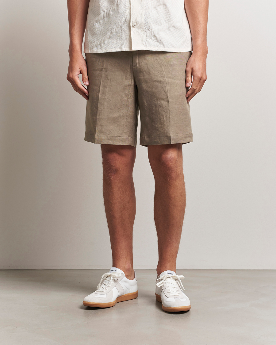 Men | Shorts | J.Lindeberg | Brady Drape Linen Shorts Nutmeg
