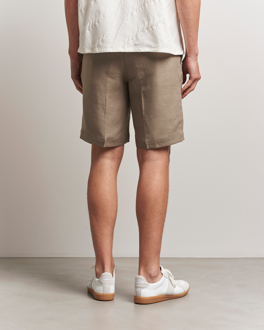 Men | Shorts | J.Lindeberg | Brady Drape Linen Shorts Nutmeg