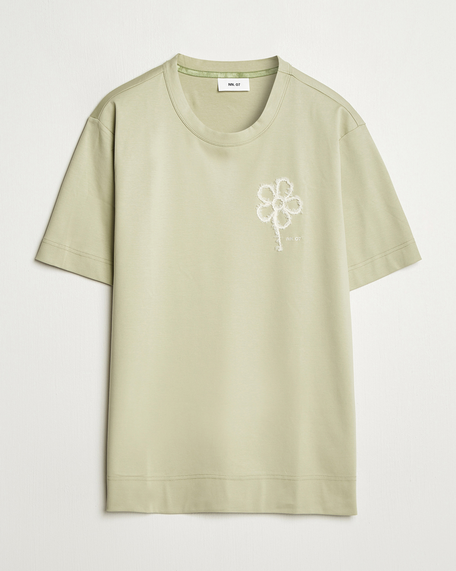 Men | T-Shirts | NN07 | Pedro Embroidered Flower T-Shirt Sage Green