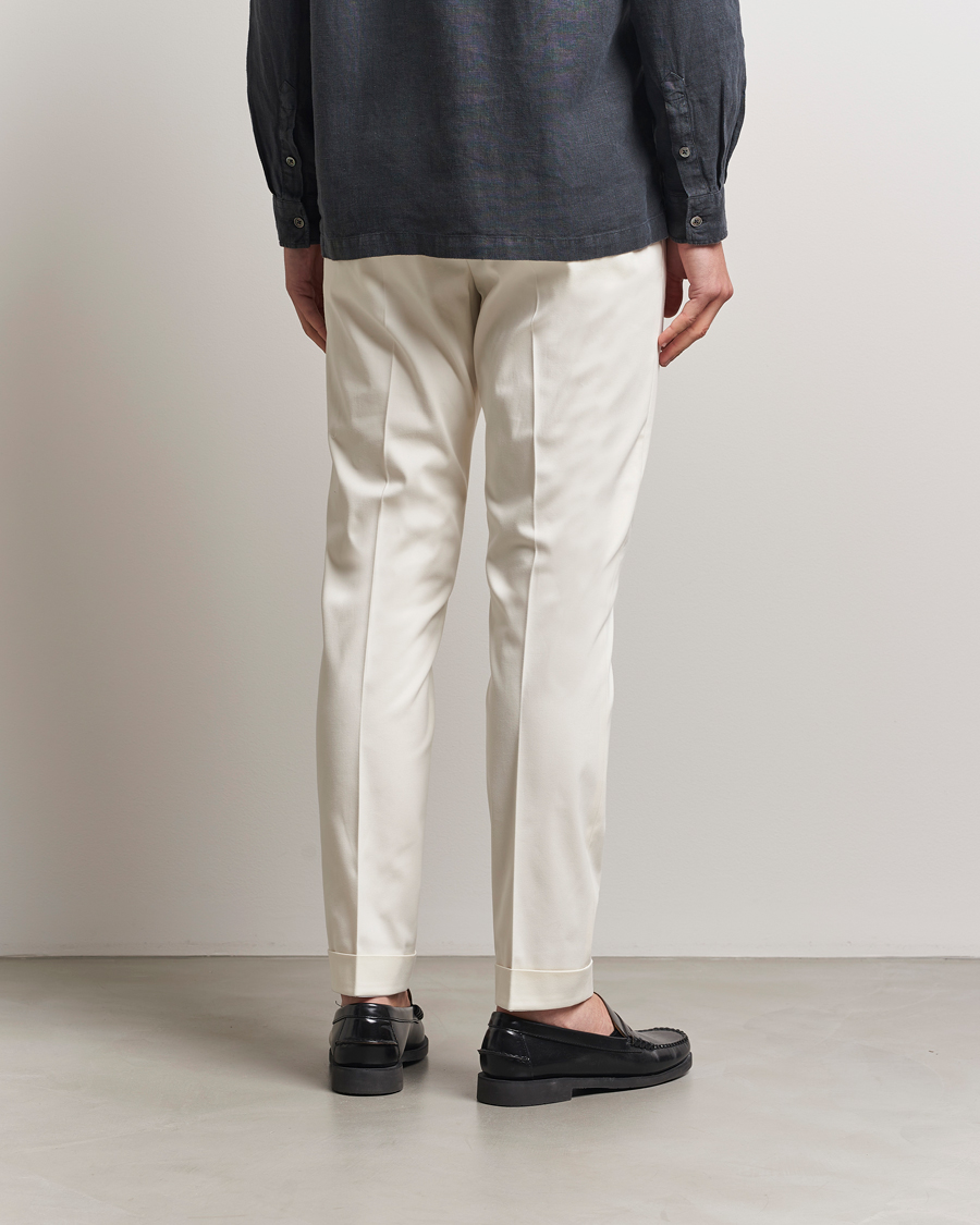 Men | Trousers | Tiger of Sweden | Tenuta Pleated Cotton Trousers Soft White