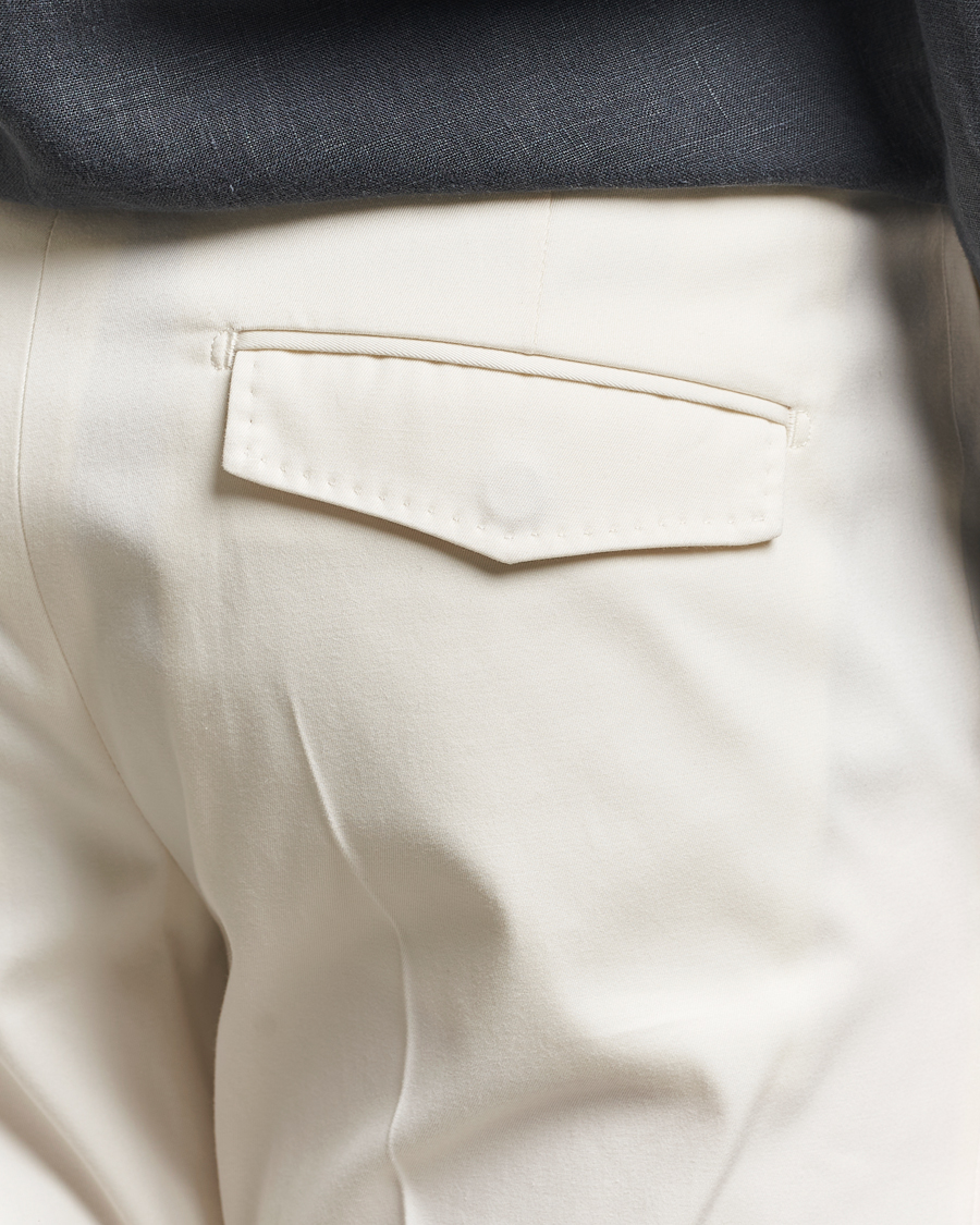 Men | Trousers | Tiger of Sweden | Tenuta Pleated Cotton Trousers Soft White