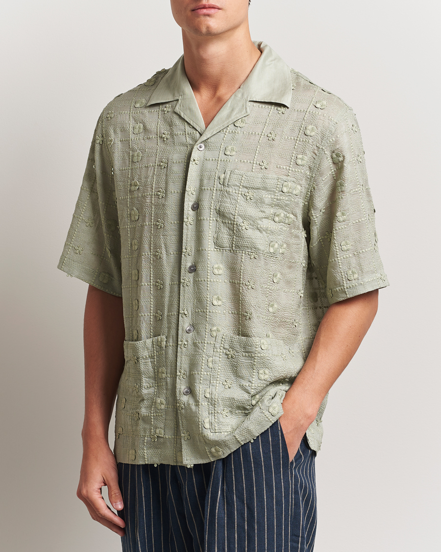Men | Shirts | NN07 | Ben Lyocell Fil-Coupé Embroidery Anglaise Shirt Sage Green