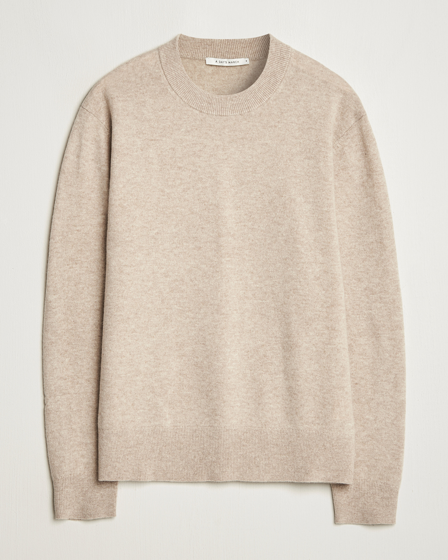 Men | Sweaters & Knitwear | A Day's March | Marlow Cashmere Blend Sweater Sand