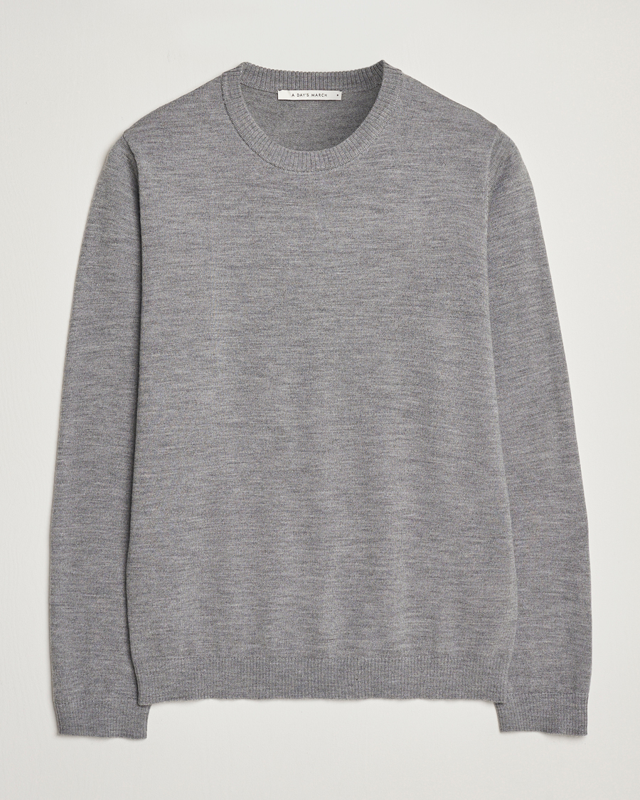 Men | Sweaters & Knitwear | A Day's March | Álagon Merino Crew Grey