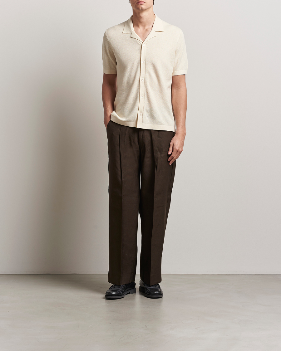 Men | Sweaters & Knitwear | A Day's March | Yamu Structure Short Sleeve Off White