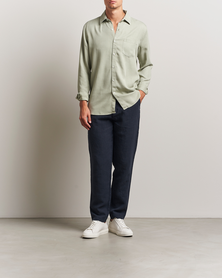 Men | Trousers | A Day's March | Madu Linen Trousers Navy