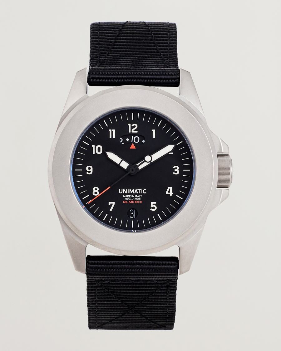 Men | UNIMATIC UT4 GMT Toolwatch Black | UNIMATIC | UT4 GMT Toolwatch Black