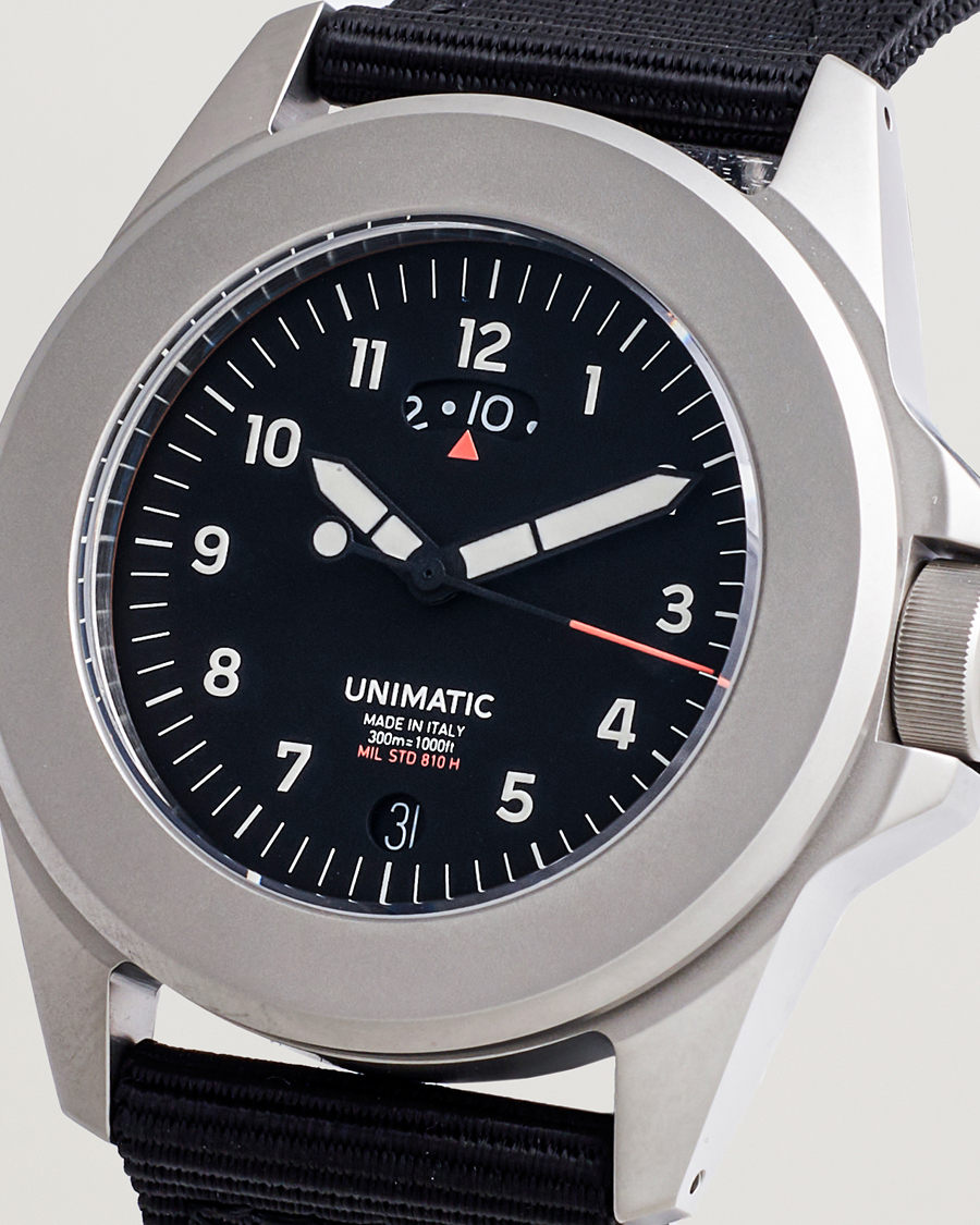 Men | UNIMATIC UT4 GMT Toolwatch Black | UNIMATIC | UT4 GMT Toolwatch Black