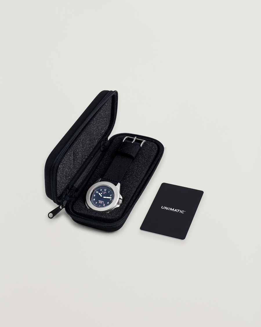 Men | UNIMATIC UT4 GMT Toolwatch Black | UNIMATIC | UT4 GMT Toolwatch Black