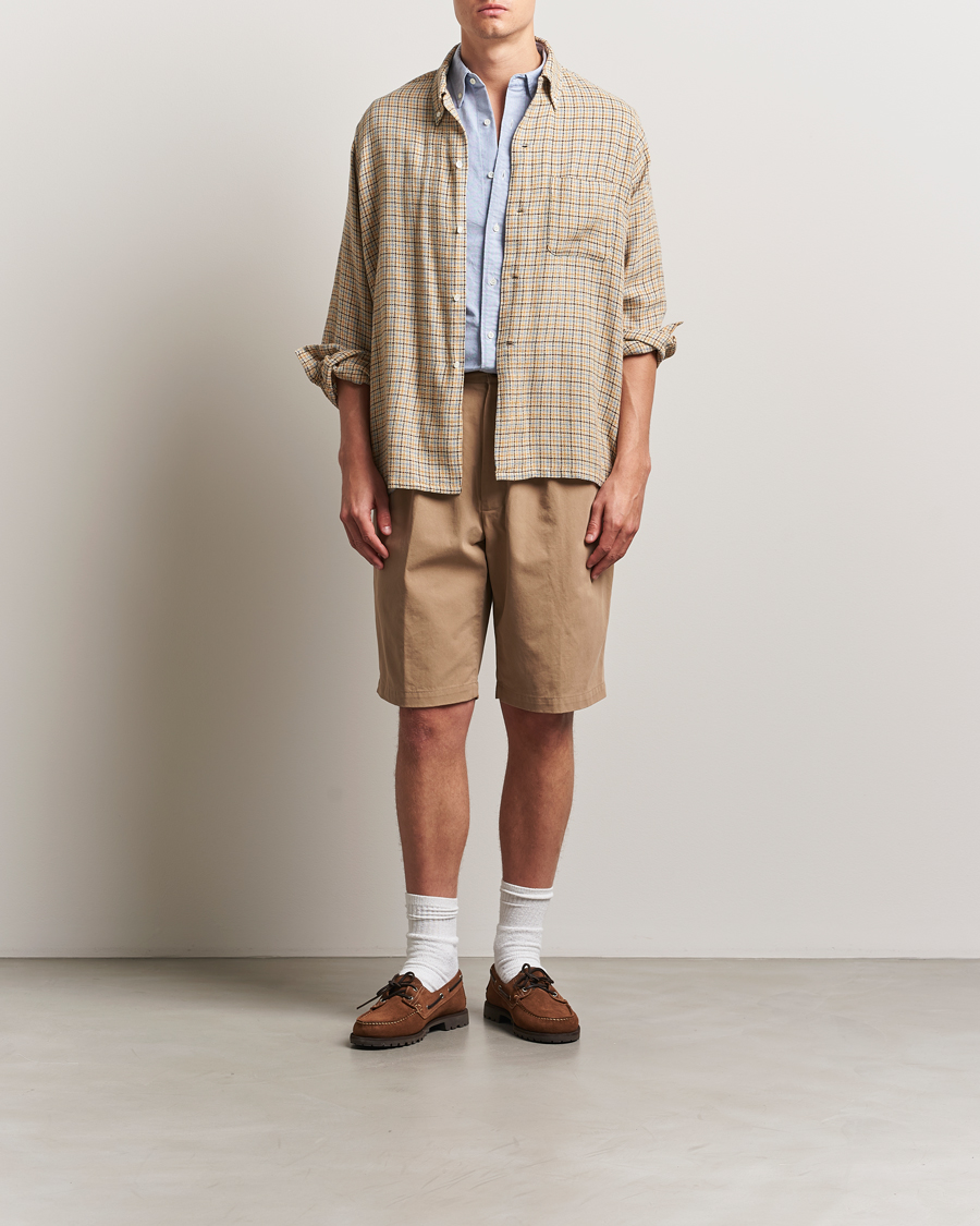 Men | Shorts | BEAMS PLUS | Pleated Twill Shorts Khaki