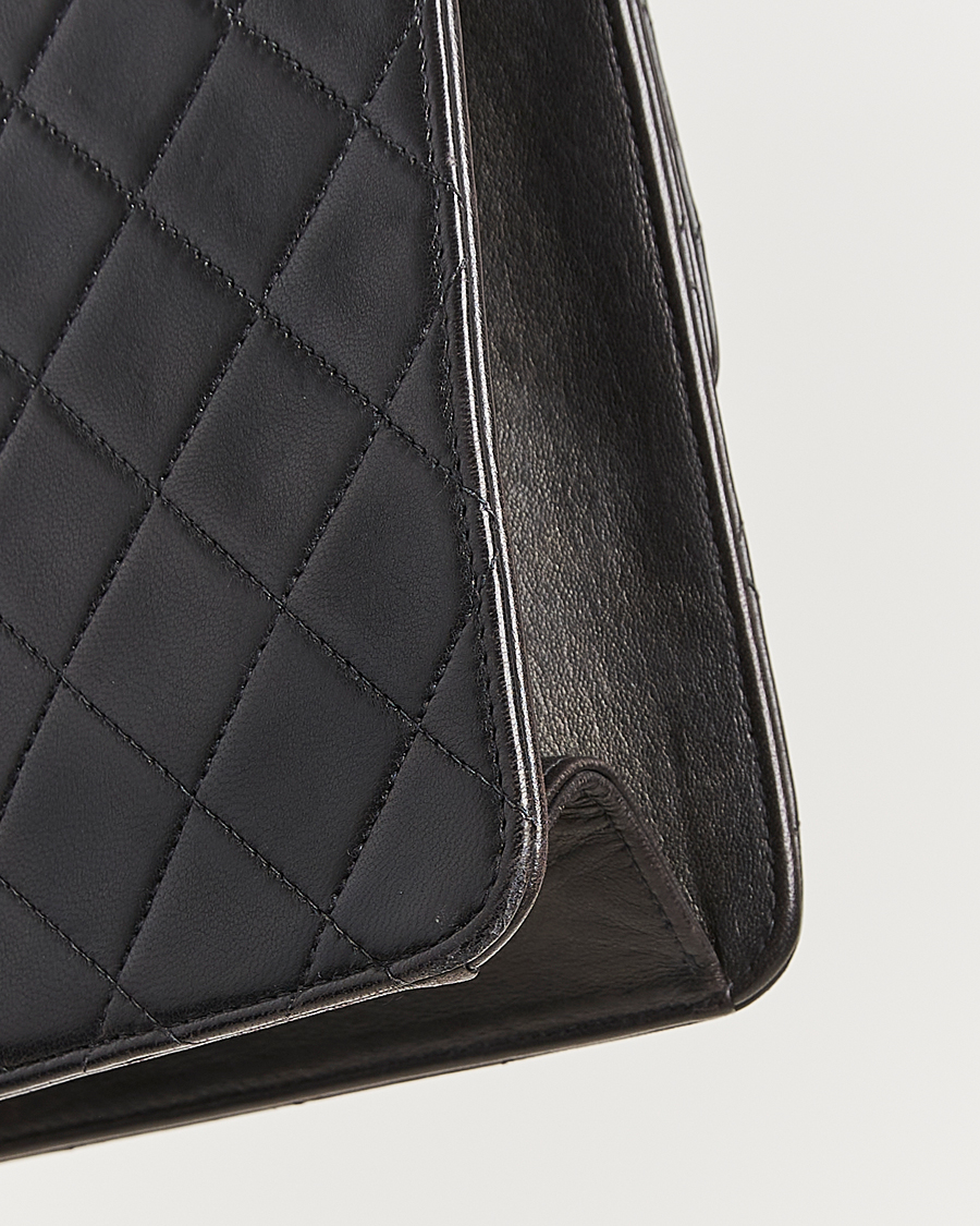 Men | Chanel Pre-Owned Single Flap Bag Black | Chanel Pre-Owned | Single Flap Bag Black