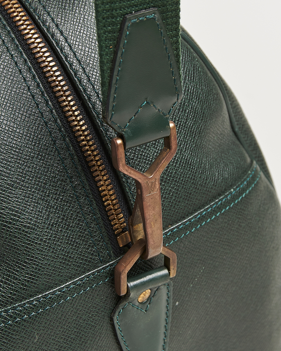 Men | Pre-Owned & Vintage Bags | Louis Vuitton Pre-Owned | Taiga Kendall GM Weekend Bag Green